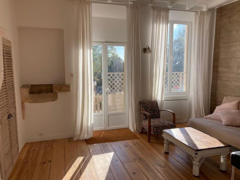 Beau Dans Domaine Viticole & Arboricole Appartement *